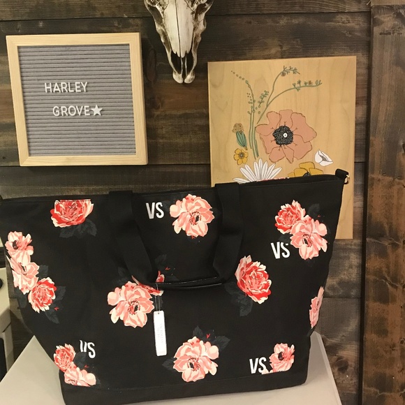 Victoria's Secret Handbags - Victoria Secret Weekender